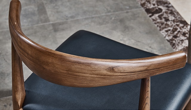 Ghế Bull gỗ Ash tự nhiện WC177