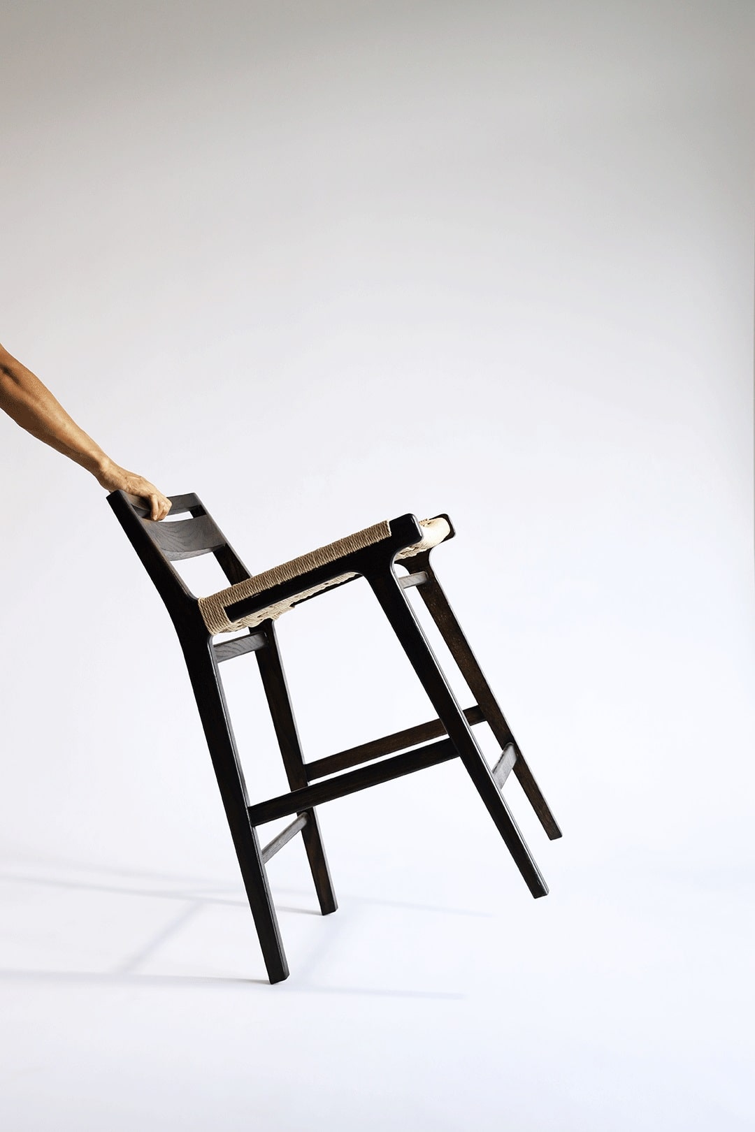 Ghế Bar Goro cấu tạo từ gỗ sồi cao cấp